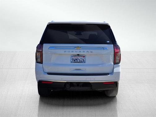 2023 Chevrolet Suburban LS