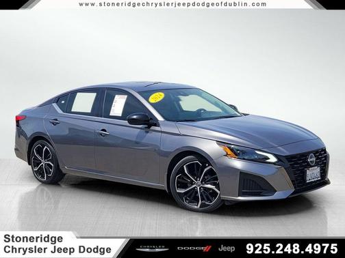 Gun Metallic 2024 Nissan Altima 2.5 SR