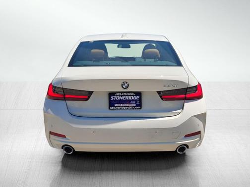 Alpine White 2025 BMW 330 i