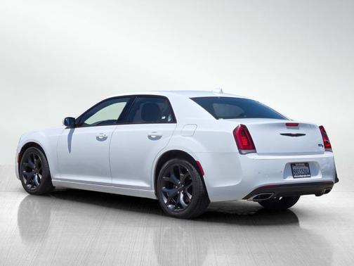 Bright White Clearcoat 2023 Chrysler 300 S