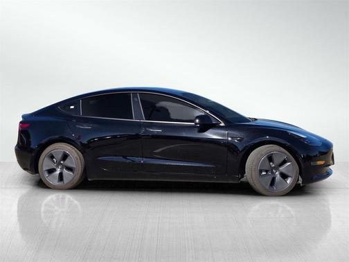2022 Tesla Model 3 Base