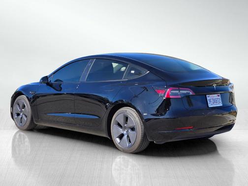 2022 Tesla Model 3 Base