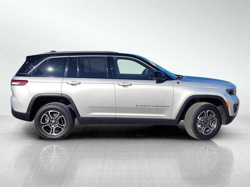 2022 Jeep Grand Cherokee Trailhawk