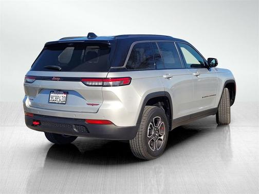2022 Jeep Grand Cherokee Trailhawk
