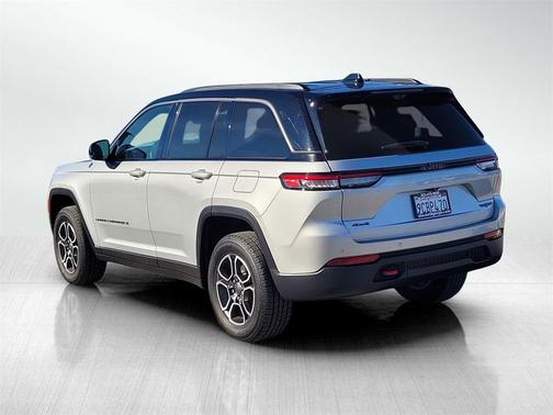 2022 Jeep Grand Cherokee Trailhawk