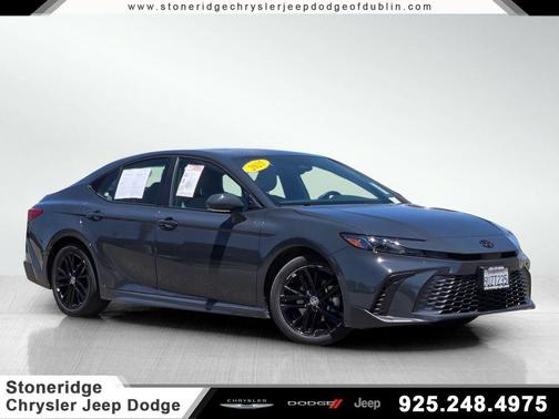 UNDERGROUND 2025 Toyota Camry SE
