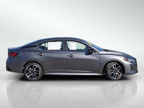 Gun Metallic 2025 Nissan Sentra SR