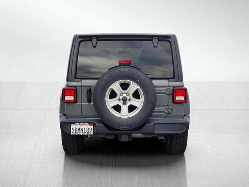 2022 Jeep Wrangler Unlimited Sport