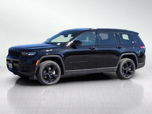 Diamond Black 2023 Jeep Grand Cherokee L Laredo