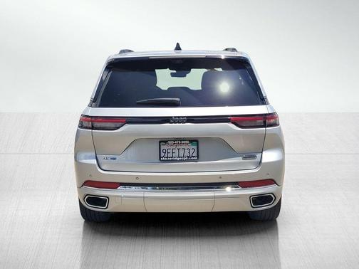 Silver Zynith 2022 Jeep Grand Cherokee 4xe Overland