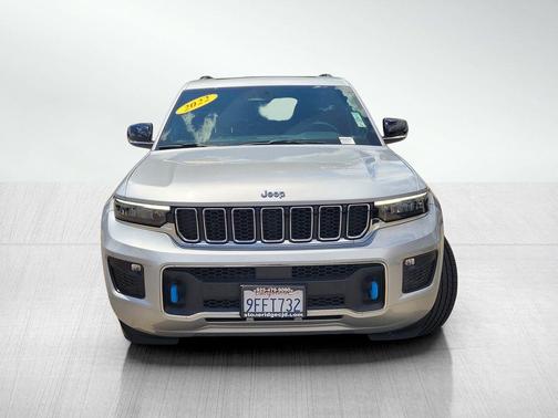 Silver Zynith 2022 Jeep Grand Cherokee 4xe Overland
