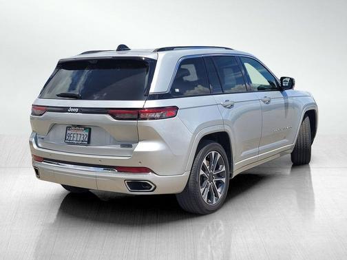 Silver Zynith 2022 Jeep Grand Cherokee 4xe Overland