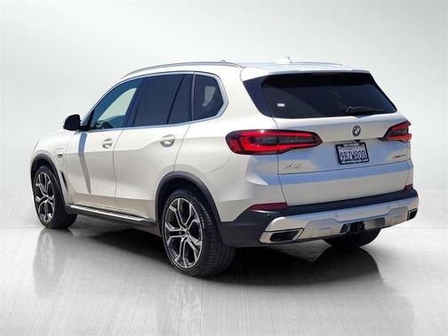 2022 BMW X5 PHEV xDrive45e