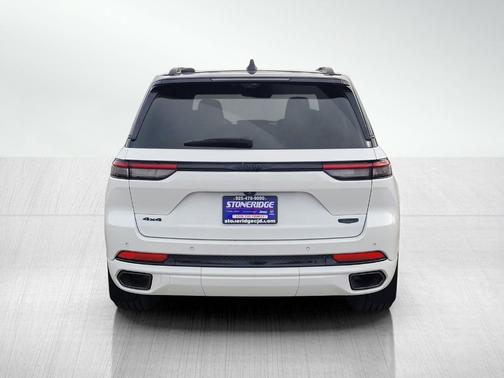 2024 Jeep Grand Cherokee Summit