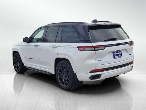 2024 Jeep Grand Cherokee Summit