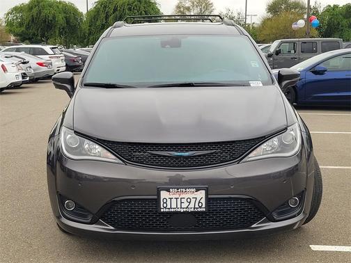 2020 Chrysler Pacifica Hybrid Limited