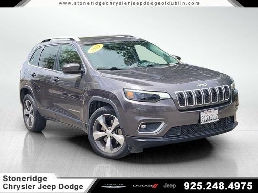 Granite Crystal Clearcoat Metallic 2019 Jeep Cherokee Limited