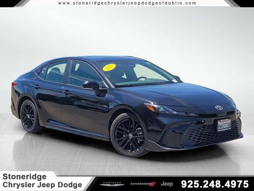 Midnight Black Metallic 2025 Toyota Camry SE