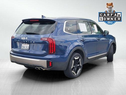 Midnight Black 2025 Kia Telluride S