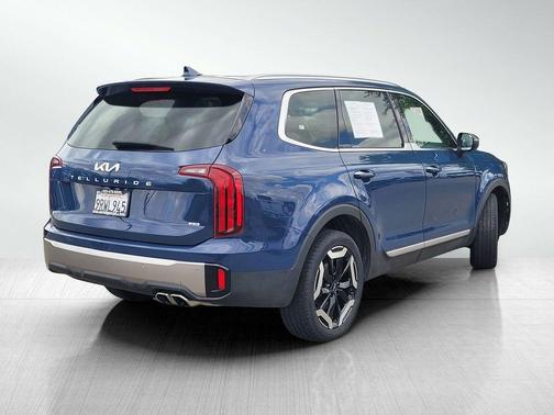 Midnight Black 2025 Kia Telluride S