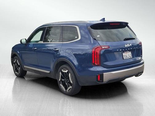 Midnight Black 2025 Kia Telluride S