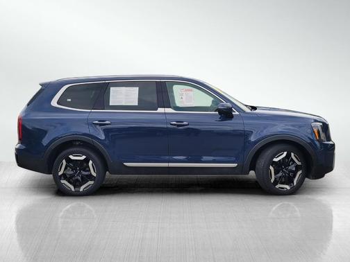 Midnight Black 2025 Kia Telluride S