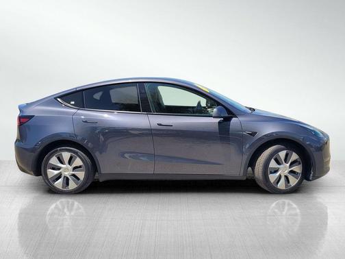Gray 2023 Tesla Model Y Long Range