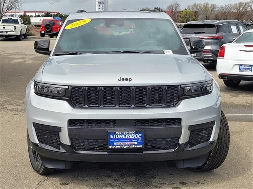 2025 Jeep Grand Cherokee L Laredo