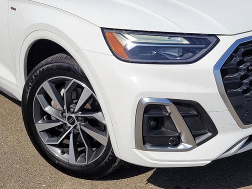 2024 Audi Q5 45 S line quattro Premium