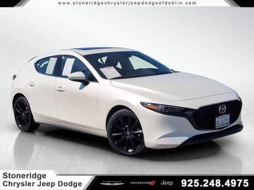 Snowflake White Pearl 2021 Mazda Mazda3 FWD w/Premium Package