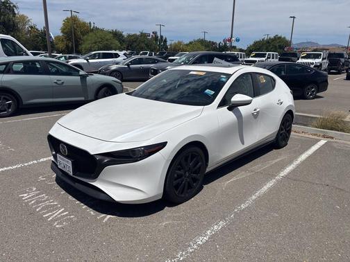 Snowflake White Pearl 2021 Mazda Mazda3 FWD w/Premium Package