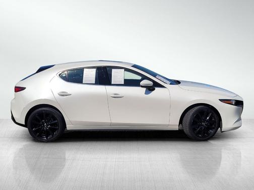 Snowflake White Pearl 2021 Mazda Mazda3 FWD w/Premium Package