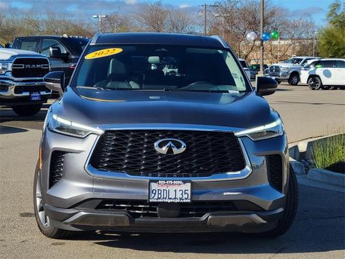 2022 INFINITI QX60 Luxe