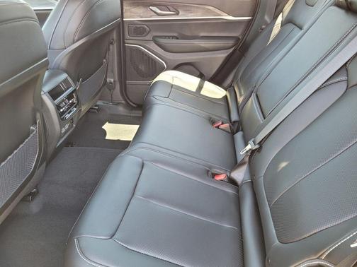 2025 Jeep Grand Cherokee 4xe Base