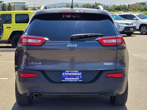 2018 Jeep Cherokee Latitude Plus