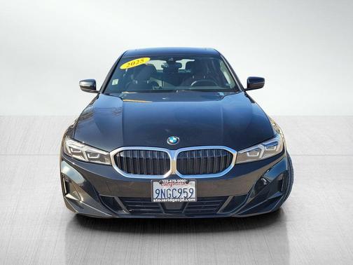 Jet Black 2025 BMW 330 i