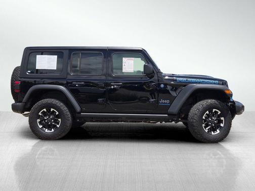Black Clearcoat 2025 Jeep Wrangler 4xe Rubicon