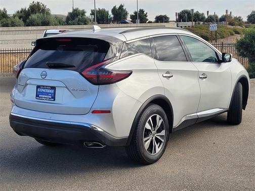 2023 Nissan Murano SV