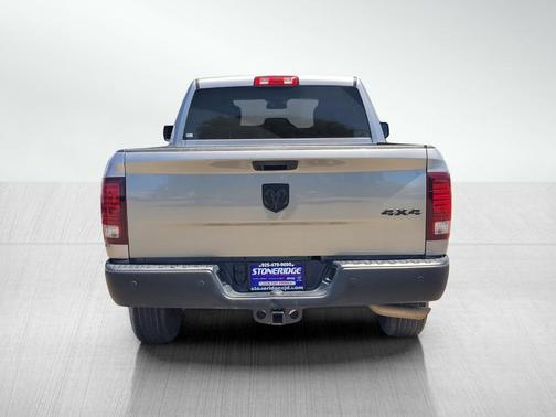 Billet Silver Metallic Clearcoat 2021 RAM 1500 Classic SLT