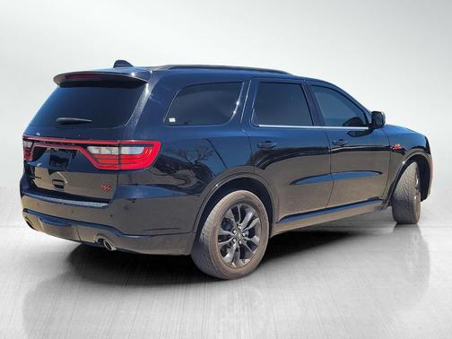 DB Black Crystal Clearcoat 2023 Dodge Durango R/T