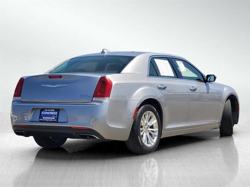 2016 Chrysler 300C Base