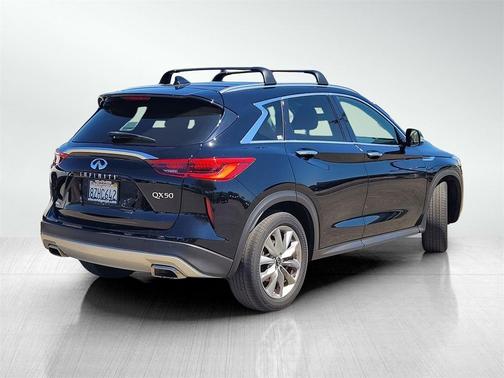 2021 INFINITI QX50 Luxe