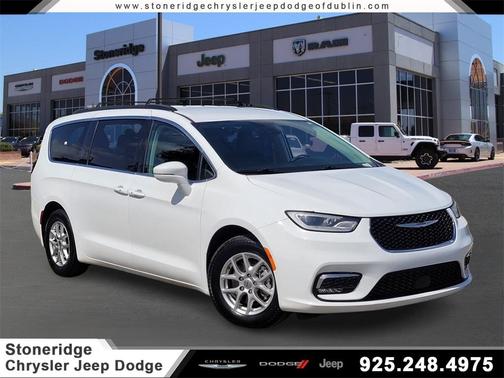 2022 Chrysler Pacifica Touring-L