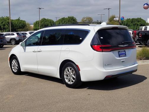 2022 Chrysler Pacifica Touring-L