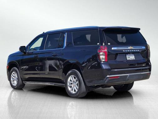 Dark Ash Metallic 2024 Chevrolet Suburban LT