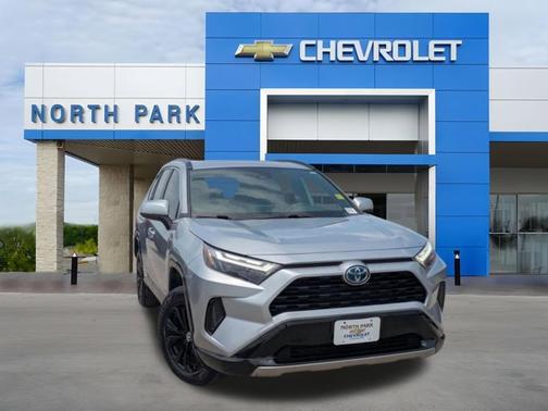 2022 Toyota RAV4 Hybrid SE