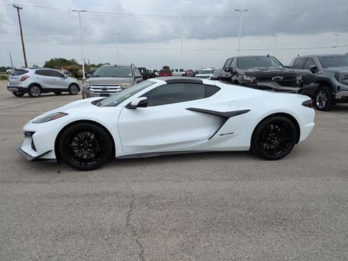 2025 Chevrolet Corvette 1LZ
