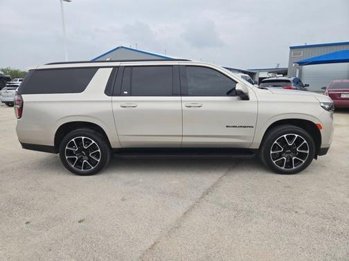 Empire Beige Metallic 2024 Chevrolet Suburban RST