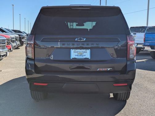 2024 Chevrolet Suburban RST