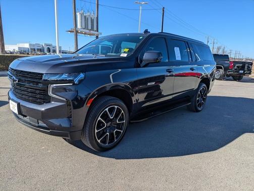 2024 Chevrolet Suburban RST